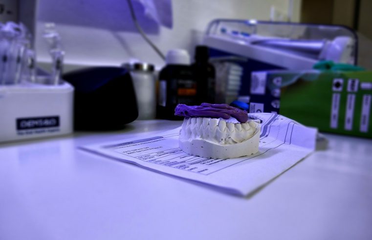 stomatolog, dentysta