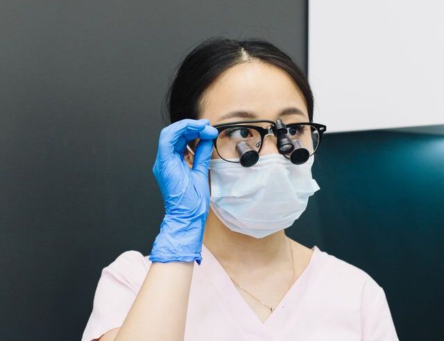 Jak długo wytrzymuje odbudowa zęba wykonana u dentysty?