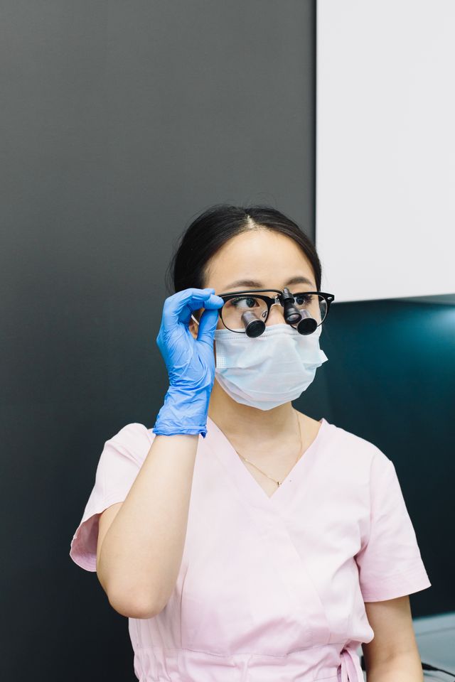 Jak długo wytrzymuje odbudowa zęba wykonana u dentysty?